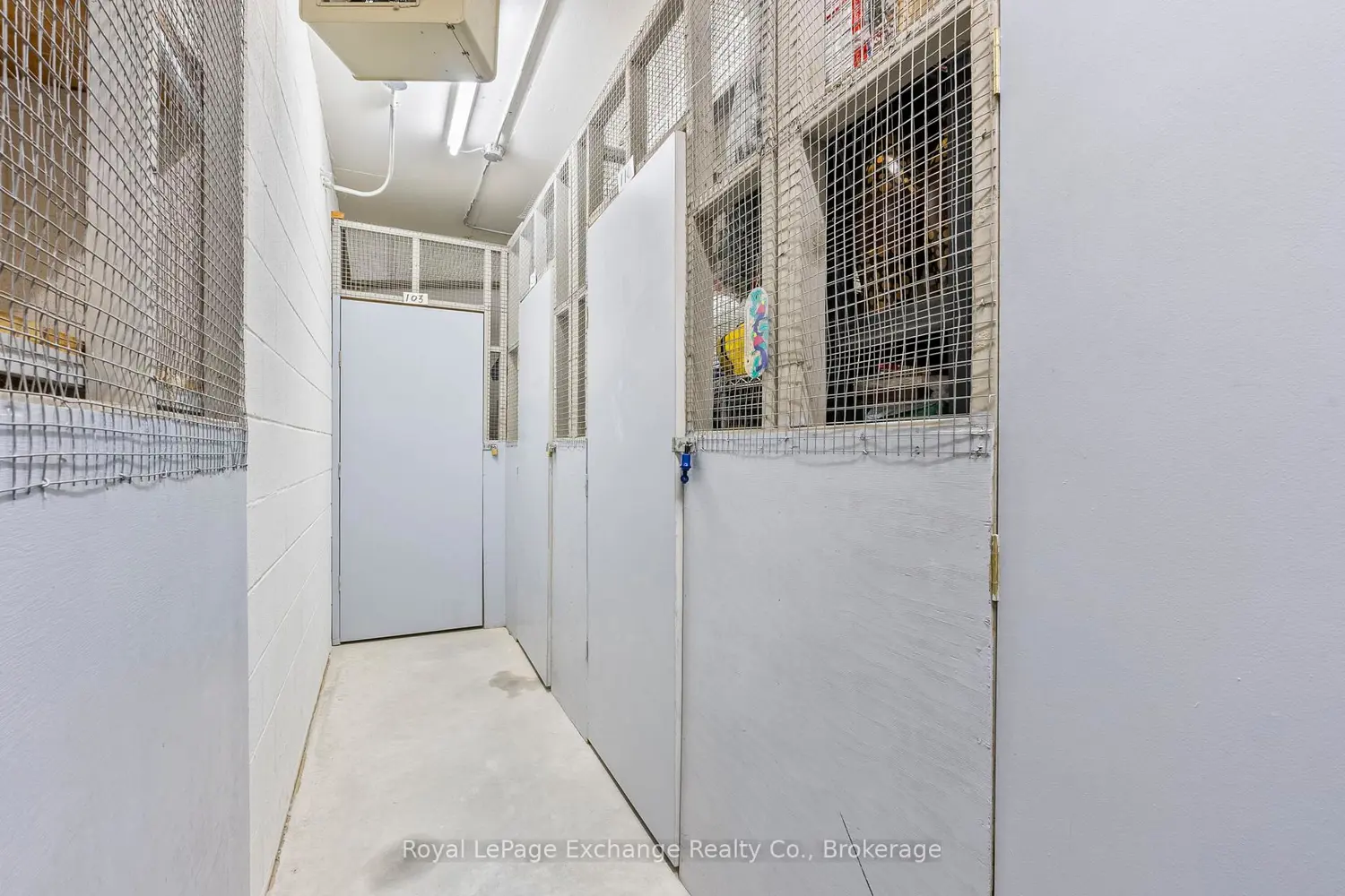 Additional image 3 of 200 Harbour Street 202