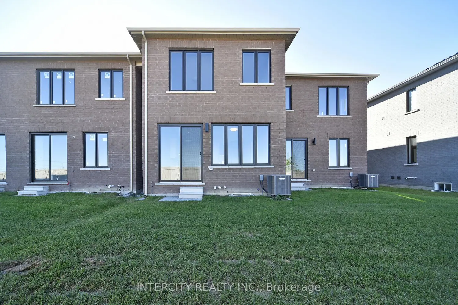 Additional image 16 of 160 Mumbai Drive