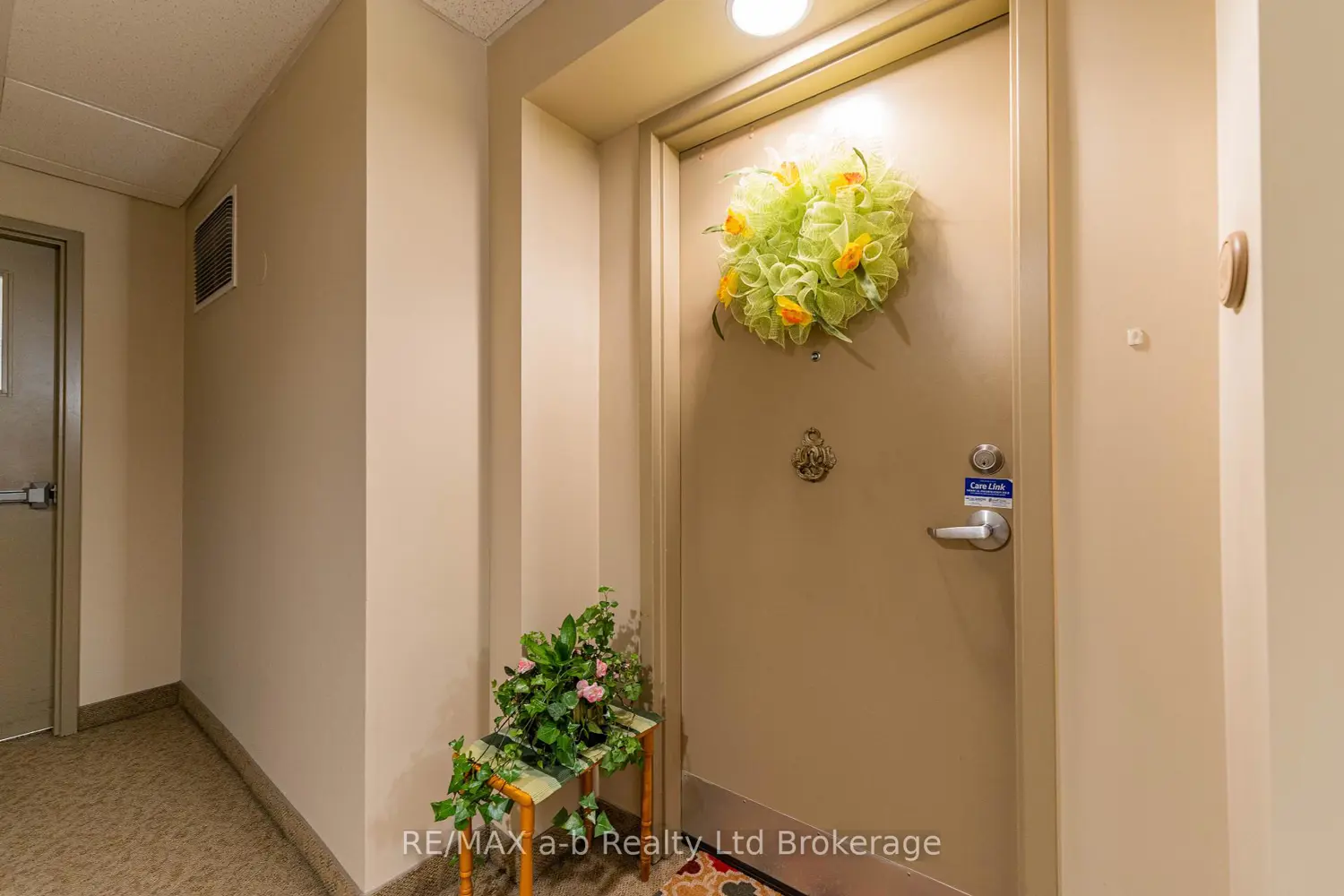 Additional image 2 of 80 Bridge Street 101