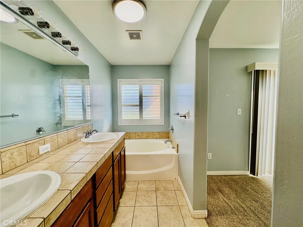 Additional image 56 of 5310 Sweitzer Lake St, Bakersfield, CA 93314