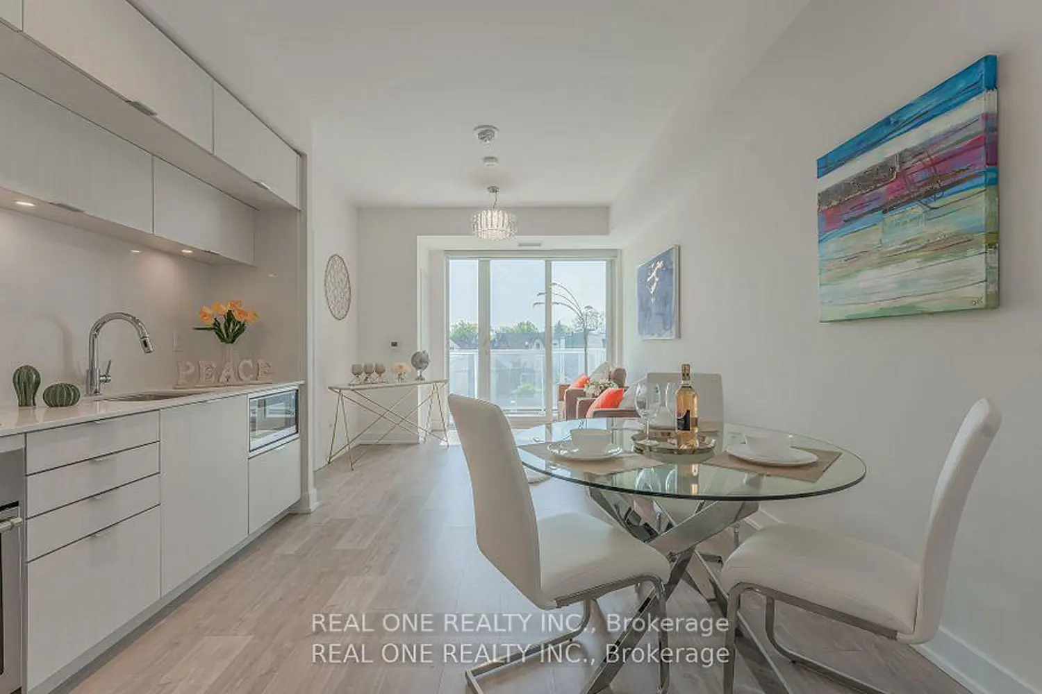 Additional image 4 of 80 Vanauley Street 303