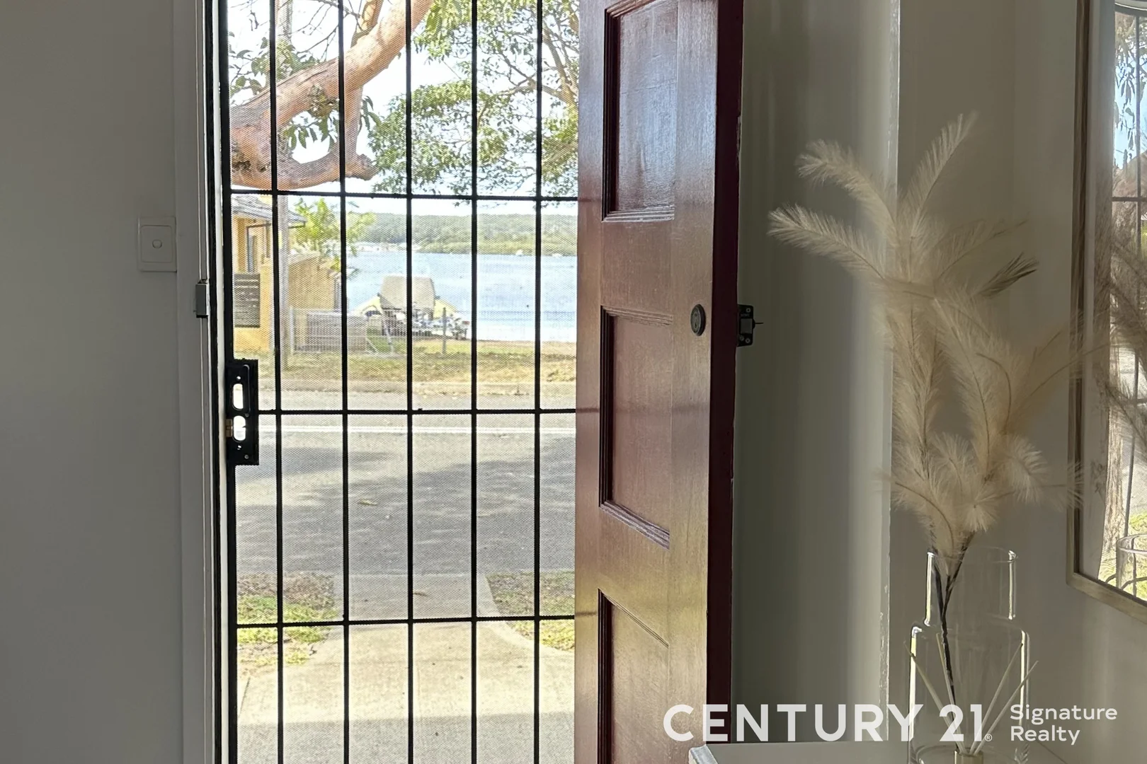 Additional image 7 of 101-103 Greenwell Point Road, Greenwell Point NSW 2540