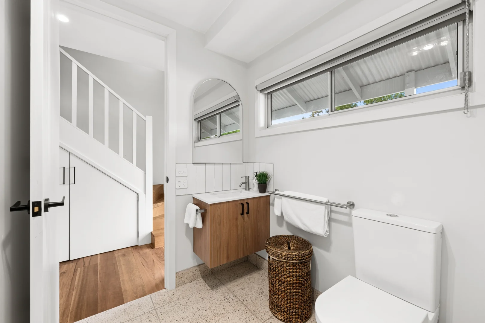 Additional image 8 of 5A Lake Road, Daylesford VIC 3460