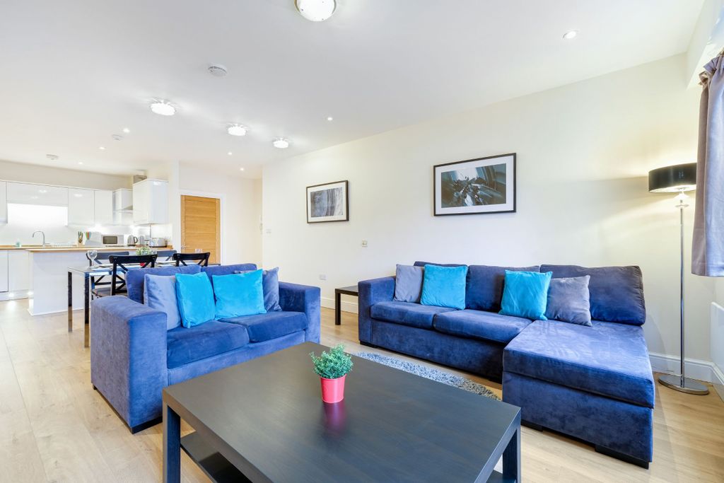 Additional image 19 of 3 bed flat to rentQueen Street, Maidenhead SL6