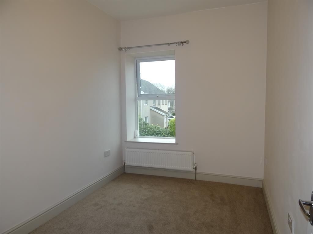 Additional image 7 of 3 bed semi-detached house to rentHigh Street, Heol-Y-Cyw, Bridgend CF35