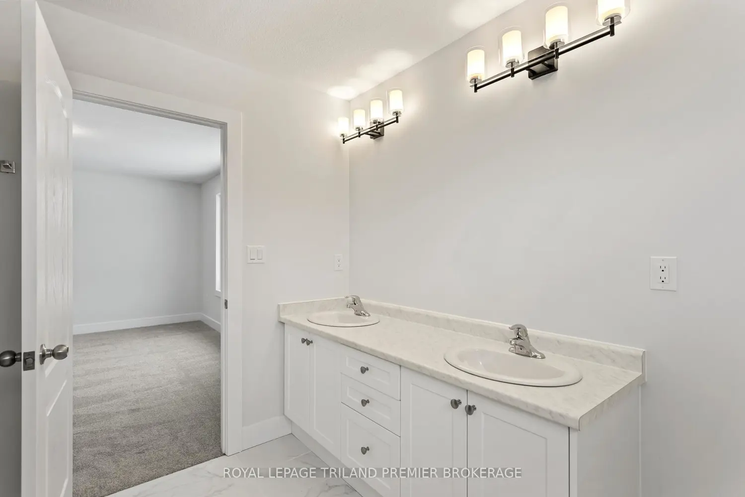 Additional image 8 of 1585 Chickadee Trail