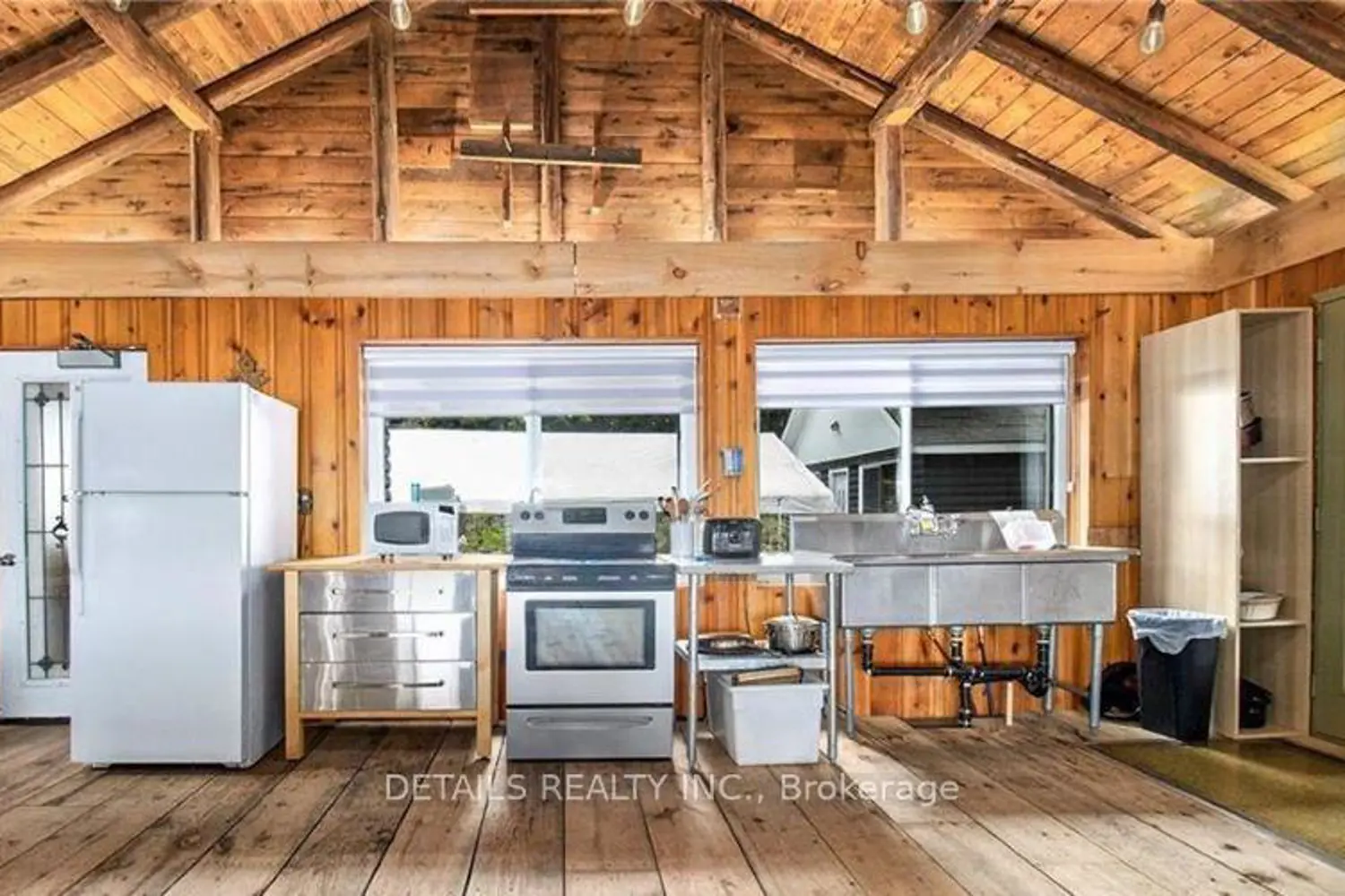 Additional image 9 of 411 Pickerel Bay Road