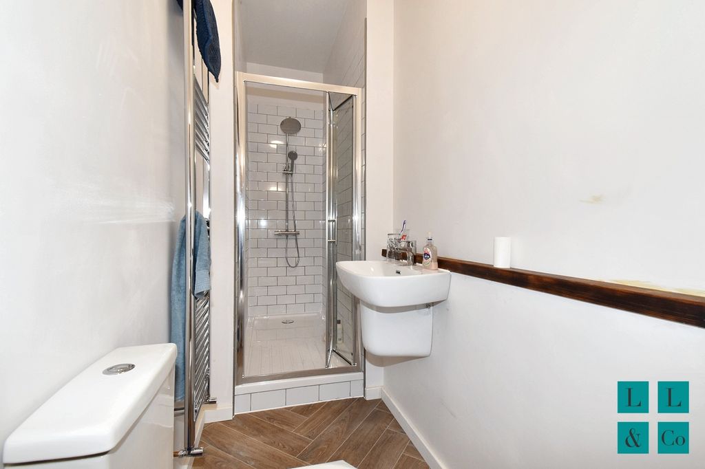 Additional image 9 of 3 bed flat to rentBroad Street, Penryn TR10