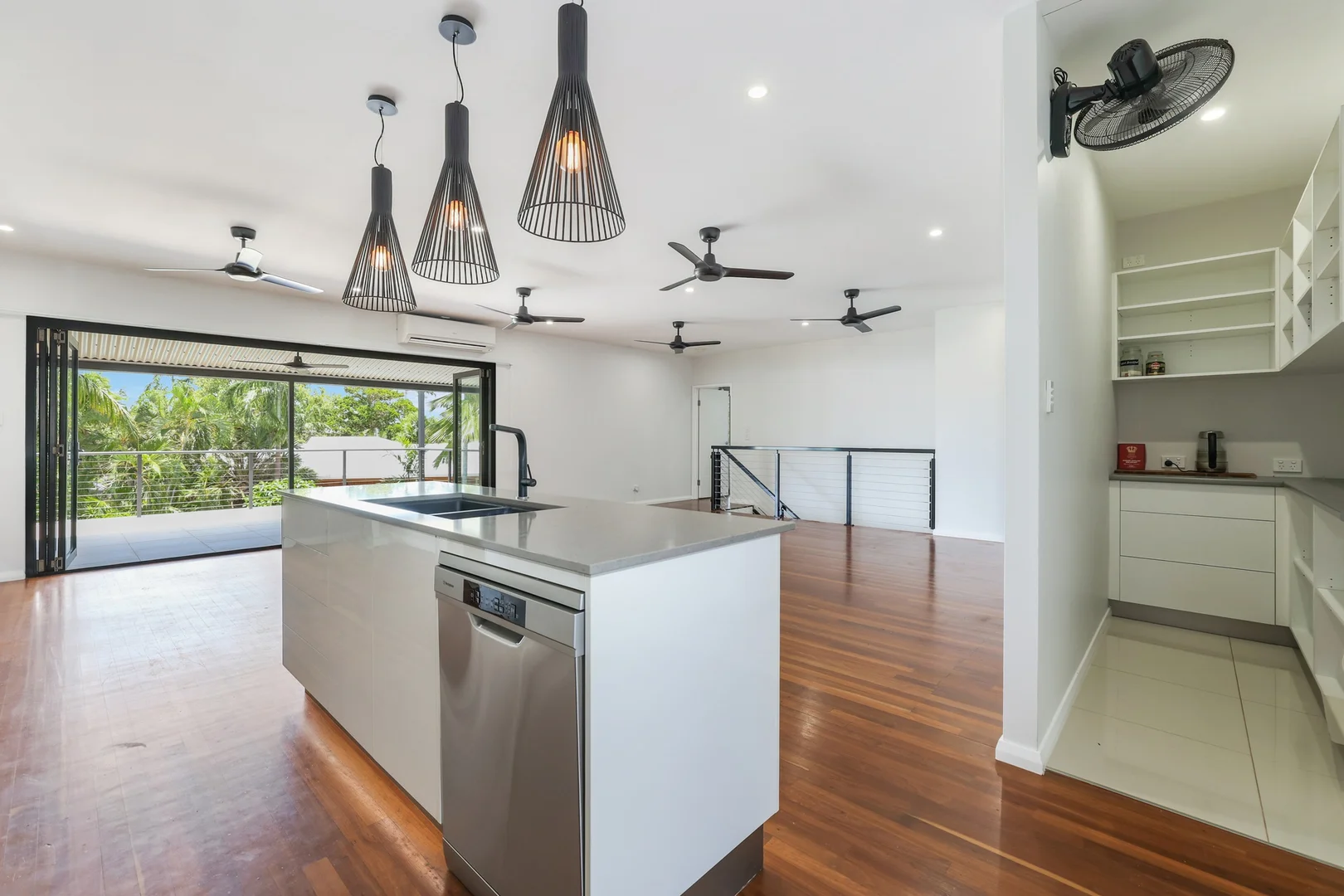 Additional image 7 of 17 Claymore Circuit, Brinkin NT 0810