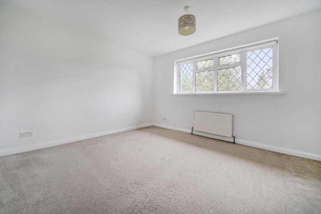 Additional image 11 of 5 bed detached house to rentNorton Park, Ascot SL5