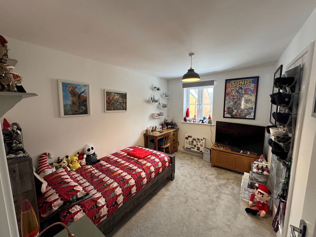 Additional image 10 of 5 bed detached house to rentCowslip Way, Lakenheath IP27