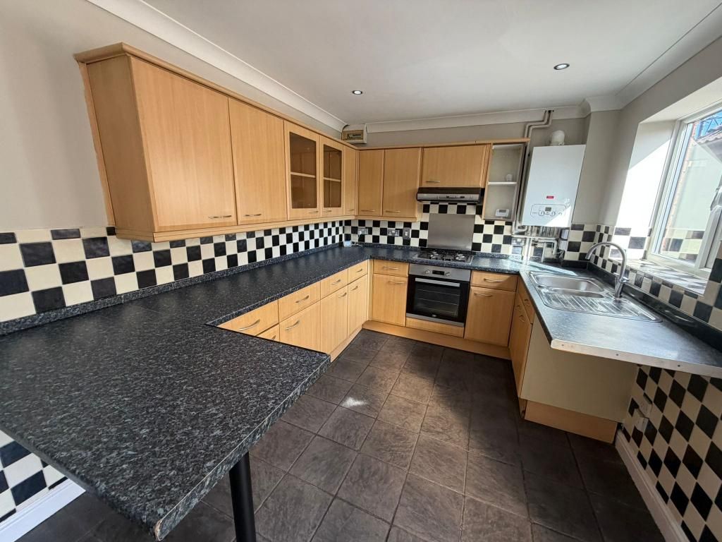 Additional image 5 of 3 bed semi-detached house to rent47 Clos Y Gelli, Llanelli, Carmarthenshire SA14