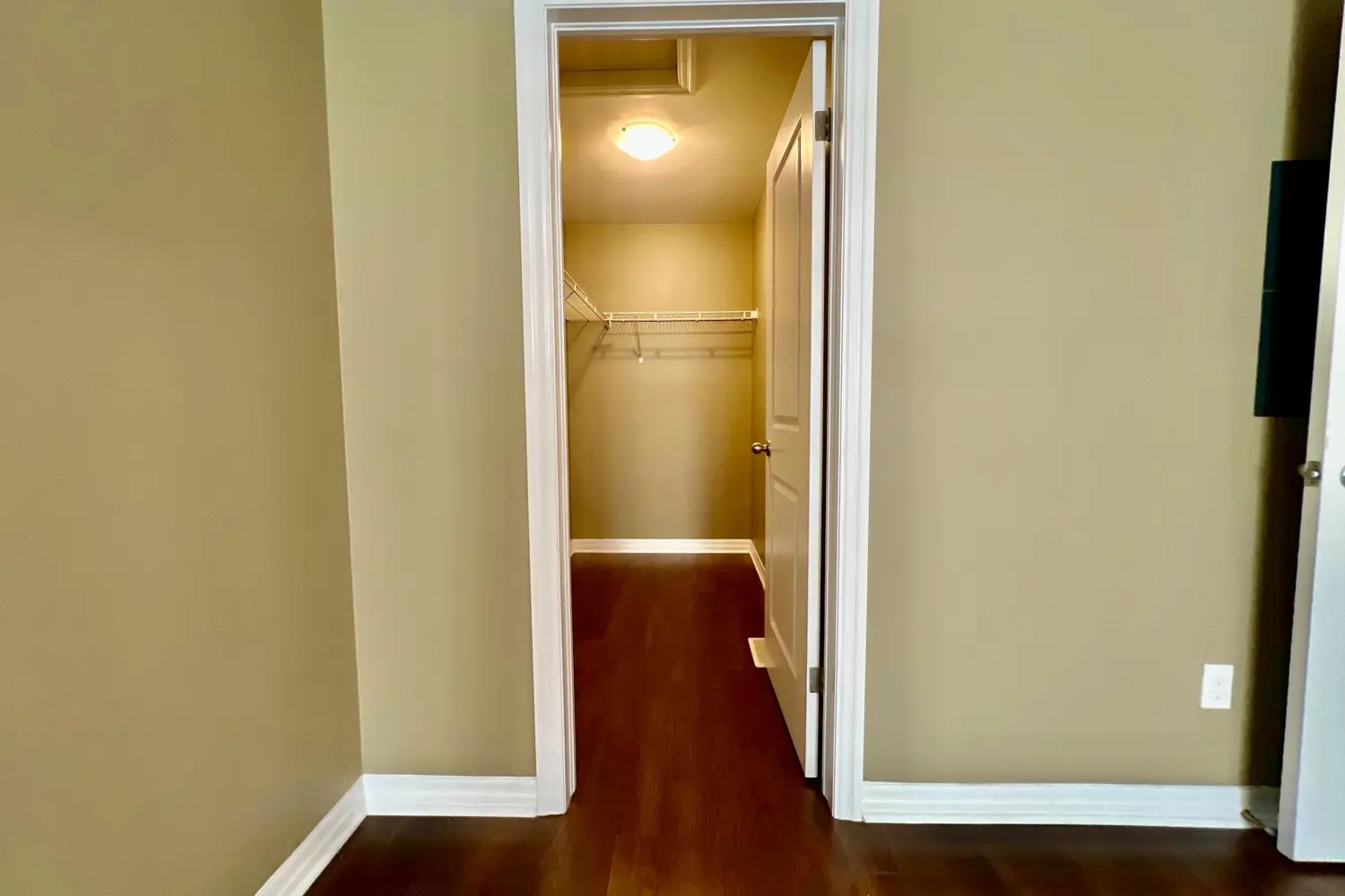 Additional image 8 of 112 North Centre Road 45