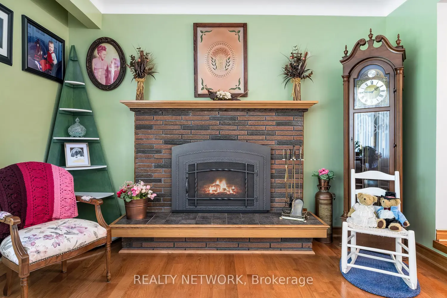 54 Valley Road photo 5