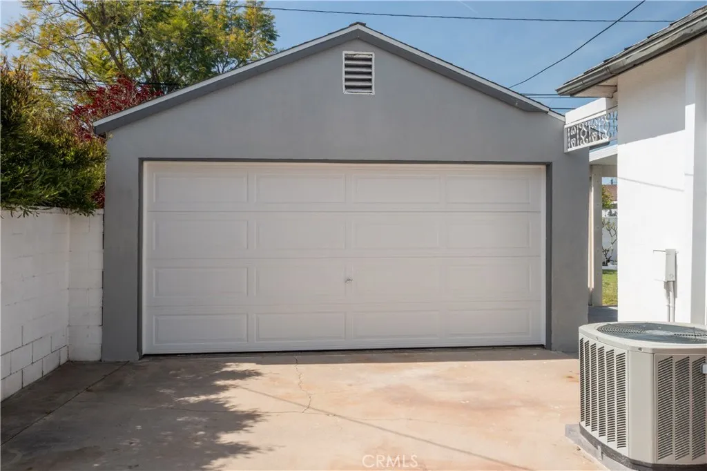 Additional image 82 of 6119 Blackthorne Avenue, Lakewood, CA 90712