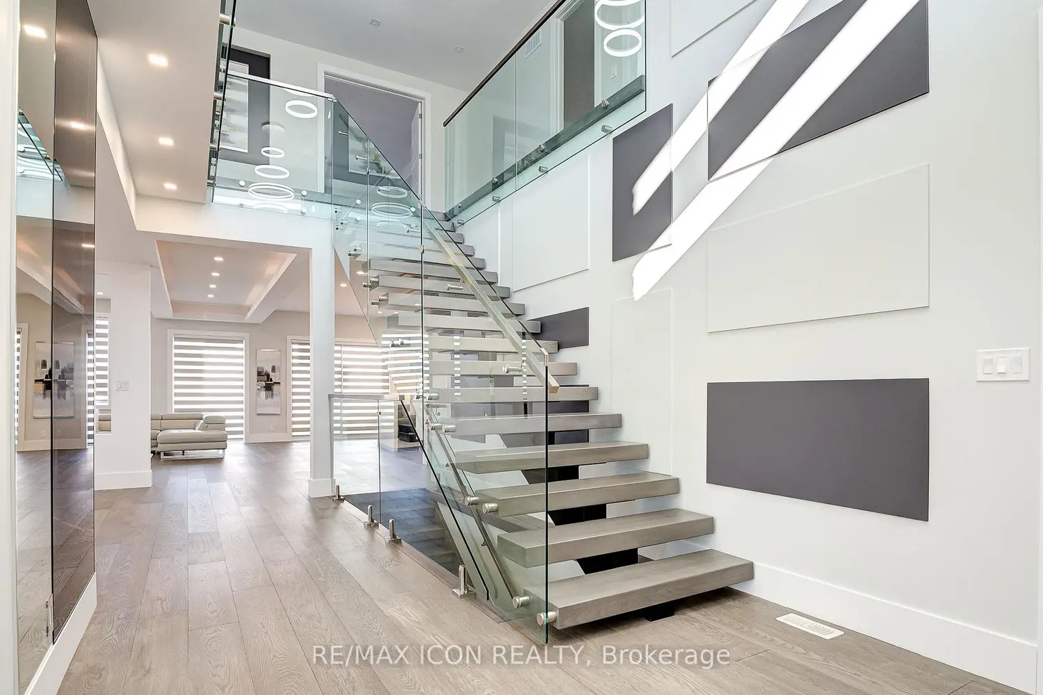 Additional image 3 of 685 Meadowsweet Avenue