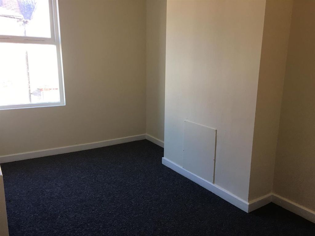 Additional image 2 of 1 bed flat to rentPrinces Street, Rhyl LL18