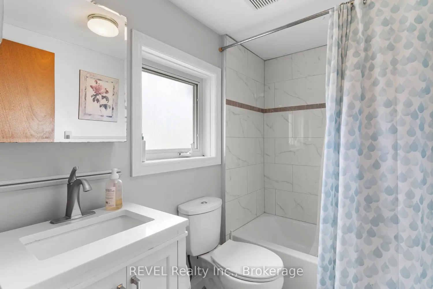 Additional image 15 of 32 Bay Avenue