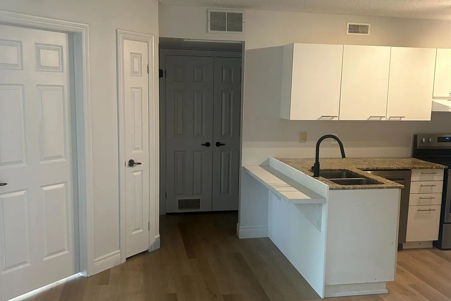 Additional image 7 of 2020 Cleaver Avenue 107