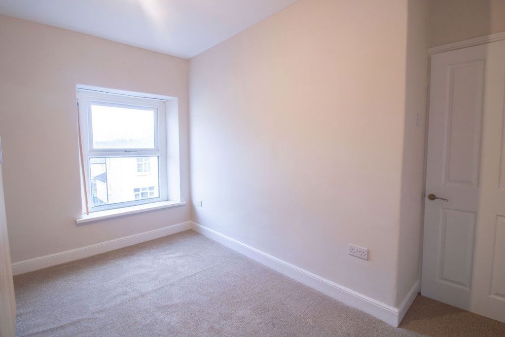 Additional image 9 of 3 bed property to rent22 David Street, Blackwood NP12