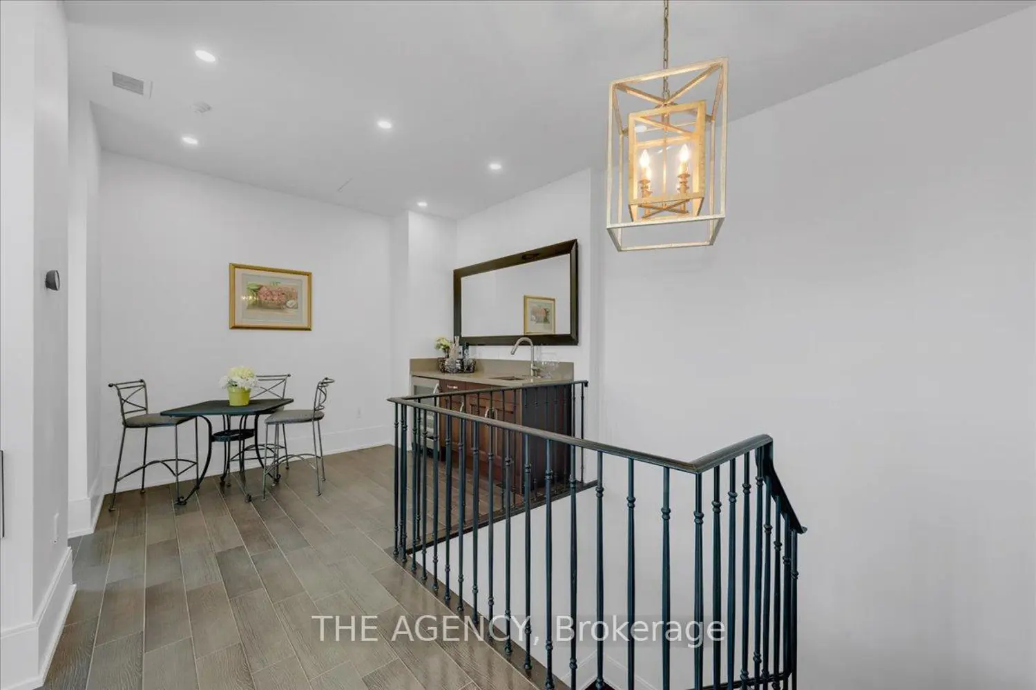 Additional image 19 of 70 Roehampton Avenue Ph15