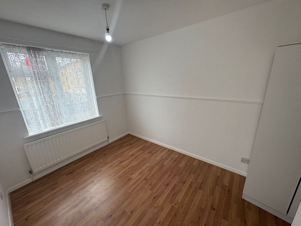 Additional image 6 of 3 bed semi-detached house to rentLarch Road, The Shire, Corby NN17
