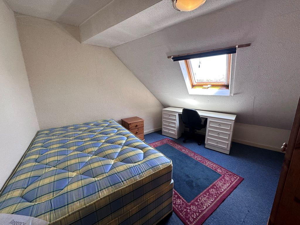 Additional image 12 of 6 bed shared accommodation to rentGloucester Road, Bishopston, Bristol BS7