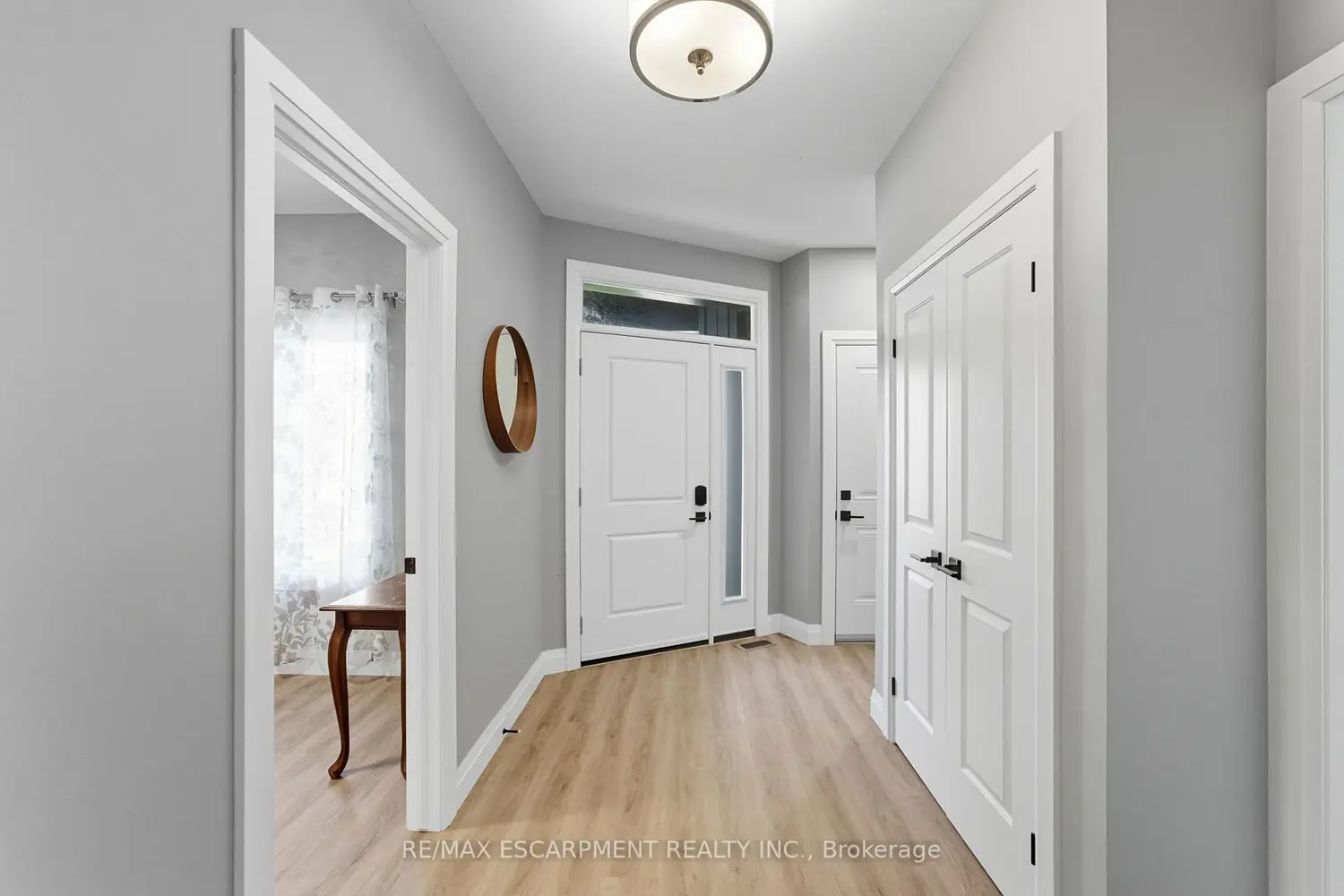 Additional image 3 of 1053 Bay Street