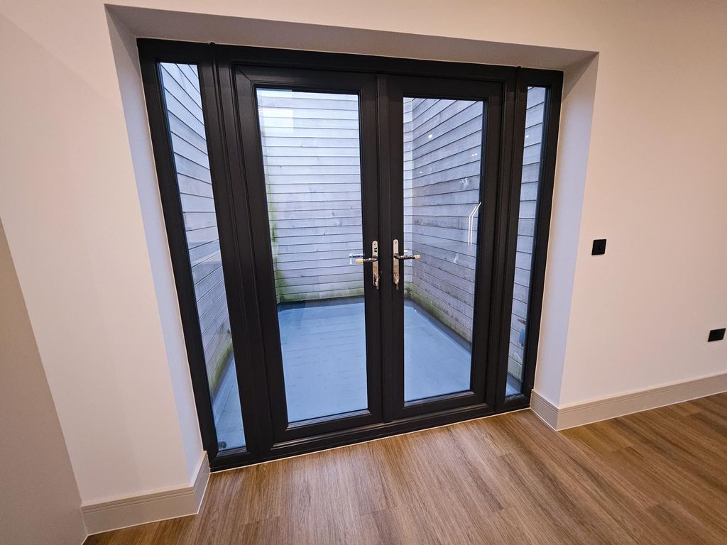 Additional image 6 of 3 bed flat to rentBoughton, Chester CH3