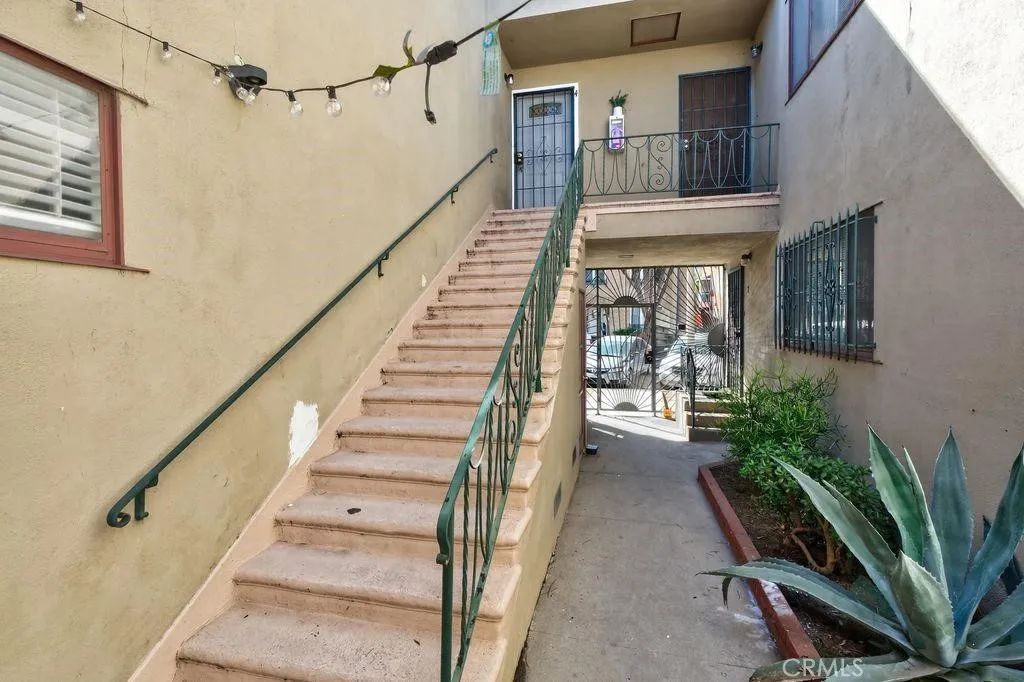 Additional image 36 of 925 E Appleton St, Long Beach, CA 90802
