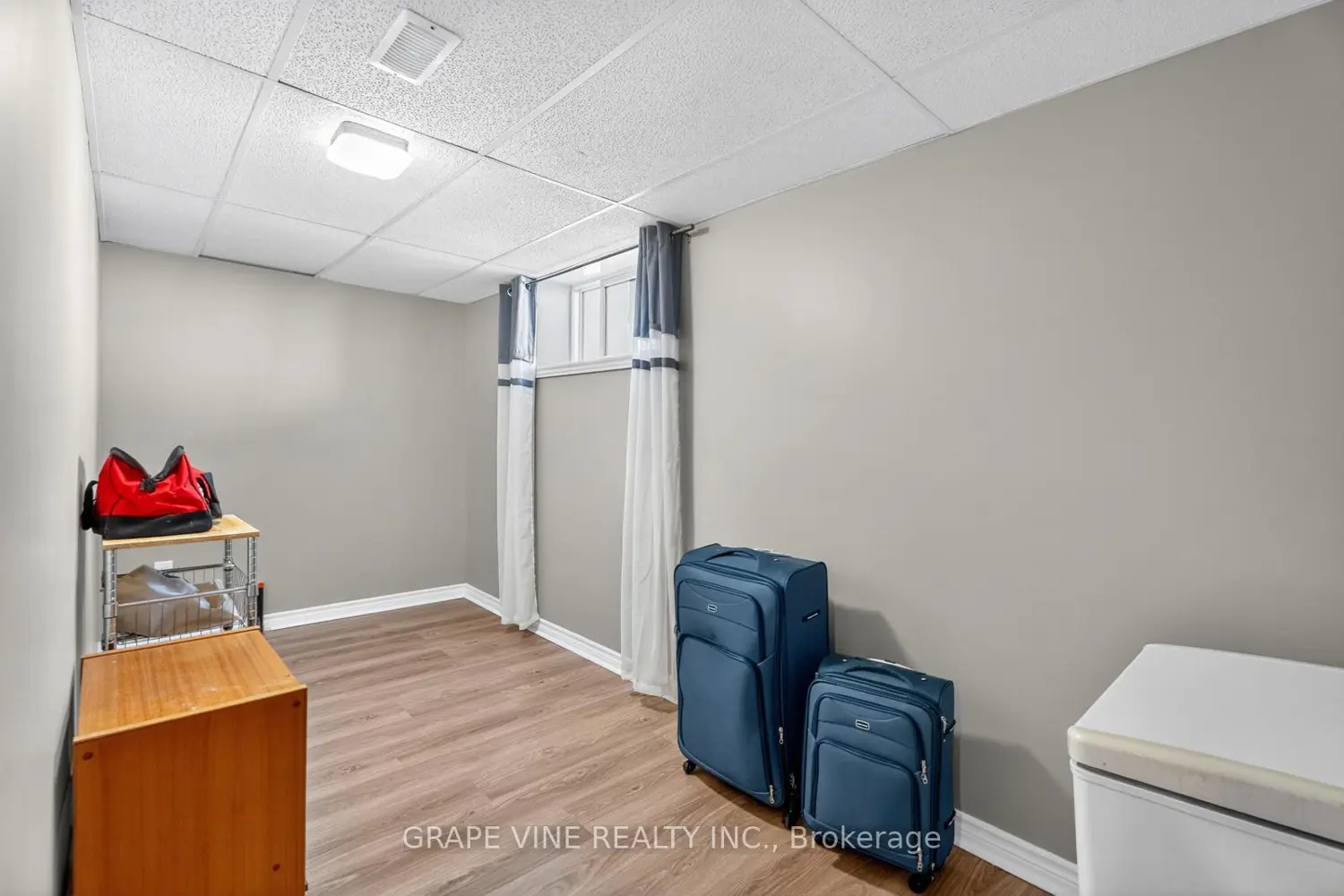 Additional image 20 of 18 Calco Crescent