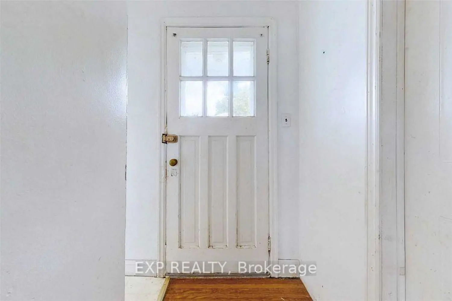 Additional image 4 of 563 Devon Avenue