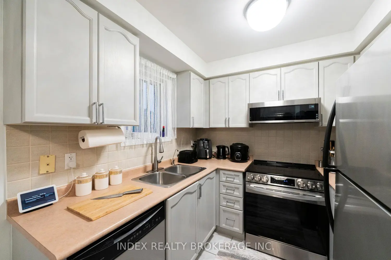 Additional image 9 of 37 Ridwell Street