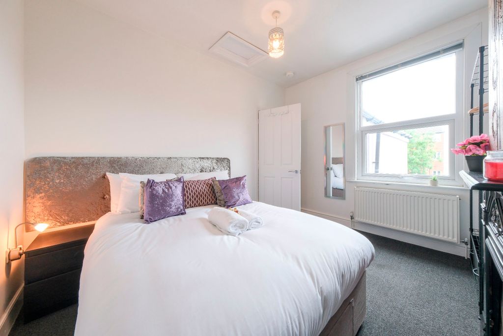 Additional image 50 of 5 bed semi-detached house to rentDouglas Road, Horfield, Bristol BS7