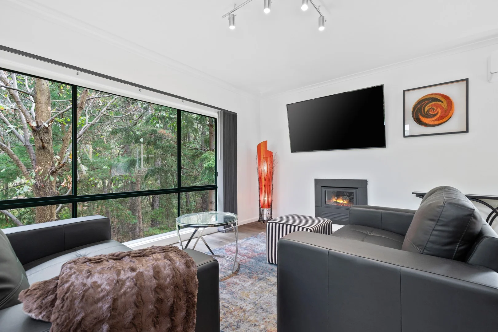 16 Forest Avenue, Hepburn Springs VIC 3461