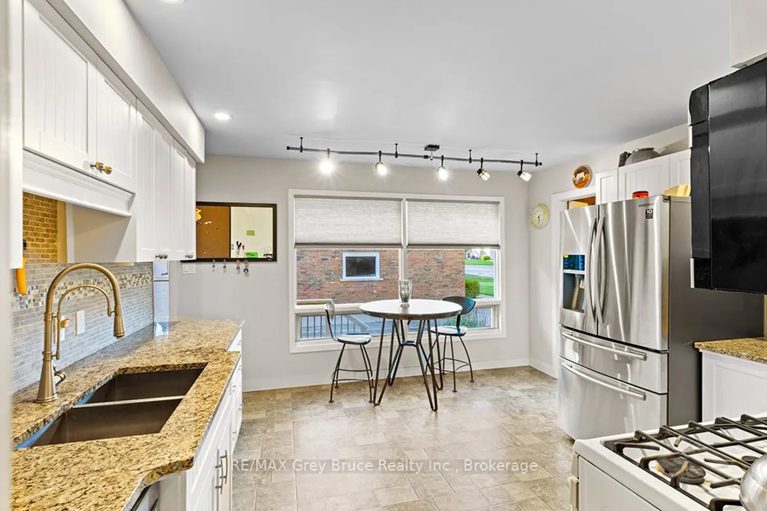 Additional image 5 of 563 21 Street