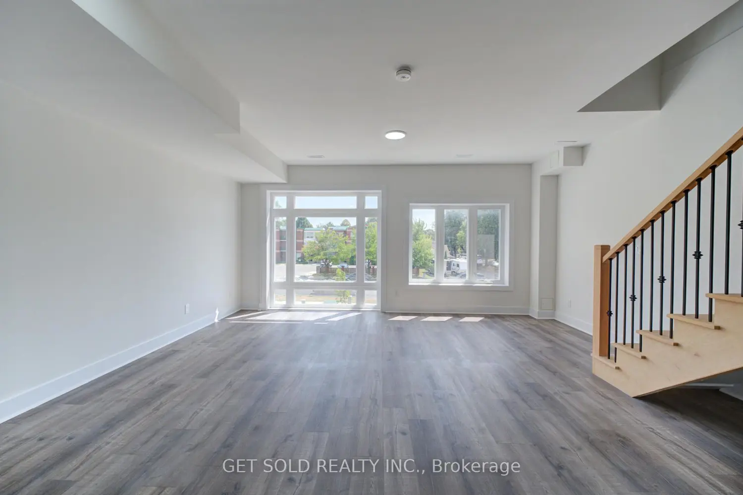 Additional image 10 of 6701 Thorold Stone Road 12