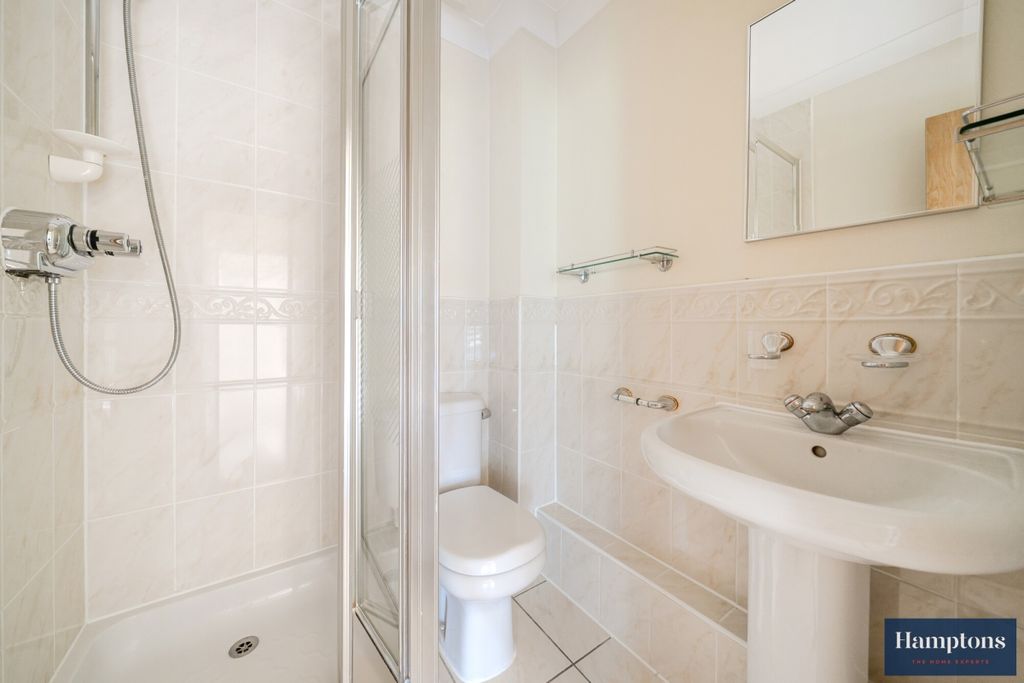 Additional image 10 of 4 bed flat to rentBedford Lane, Ascot SL5