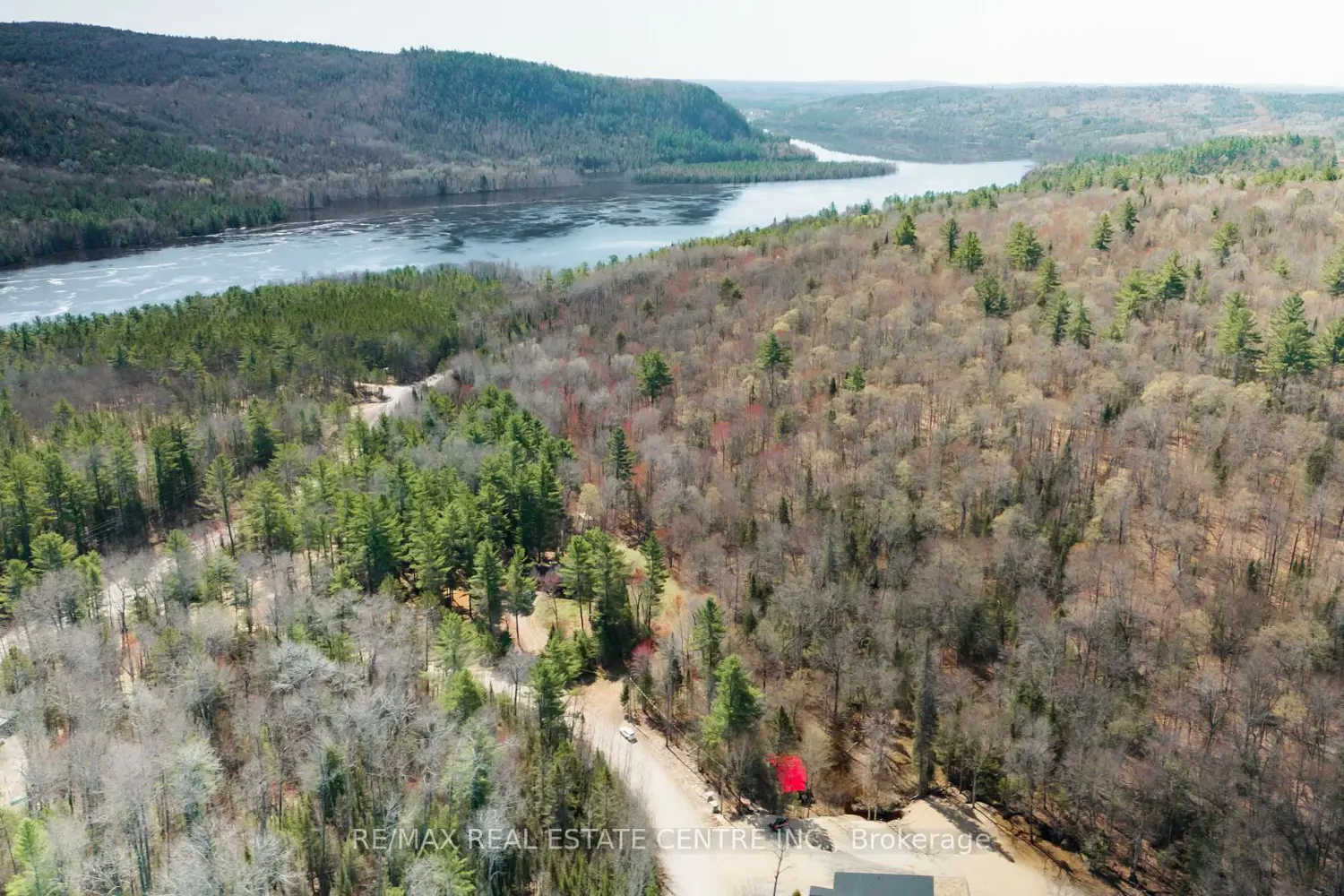 Additional image 3 of 34 Laurentian Crescent