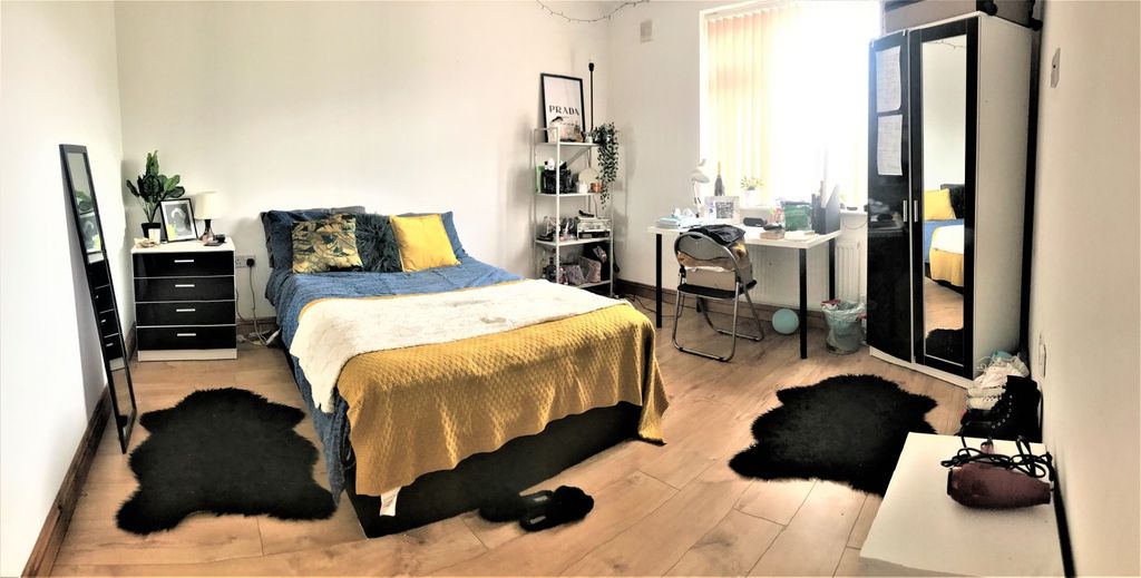 8 bed semi-detached house to rentMuller Road, Bristol BS7