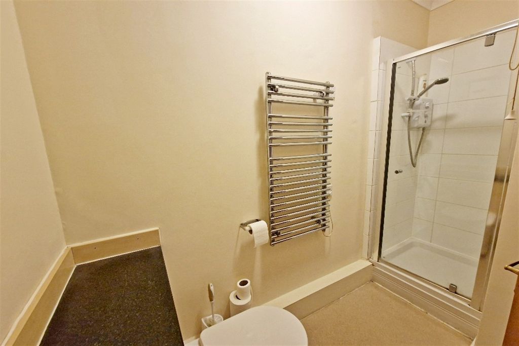Additional image 6 of Studio to rentConnaught House, The Esplanade, Bognor Regis, West Sussex PO21