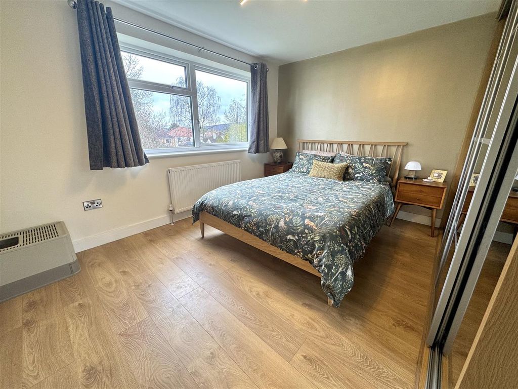Additional image 5 of 4 bed detached house to rentCauseway Glade, Sheffield S17