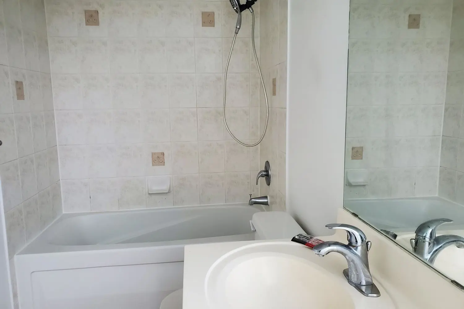 Additional image 10 of 83 Borough Drive 1405