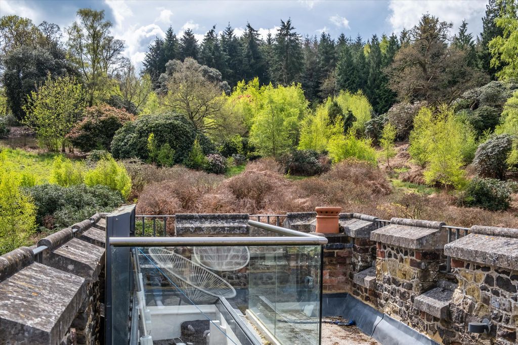 Additional image 13 of 3 bed flat to rentAlbury Park Mansion, Albury Park, Albury, Guildford GU5