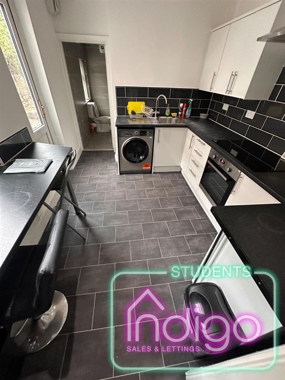 Additional image 3 of 6 bed terraced house to rentHanover Street, Newcastle ST5
