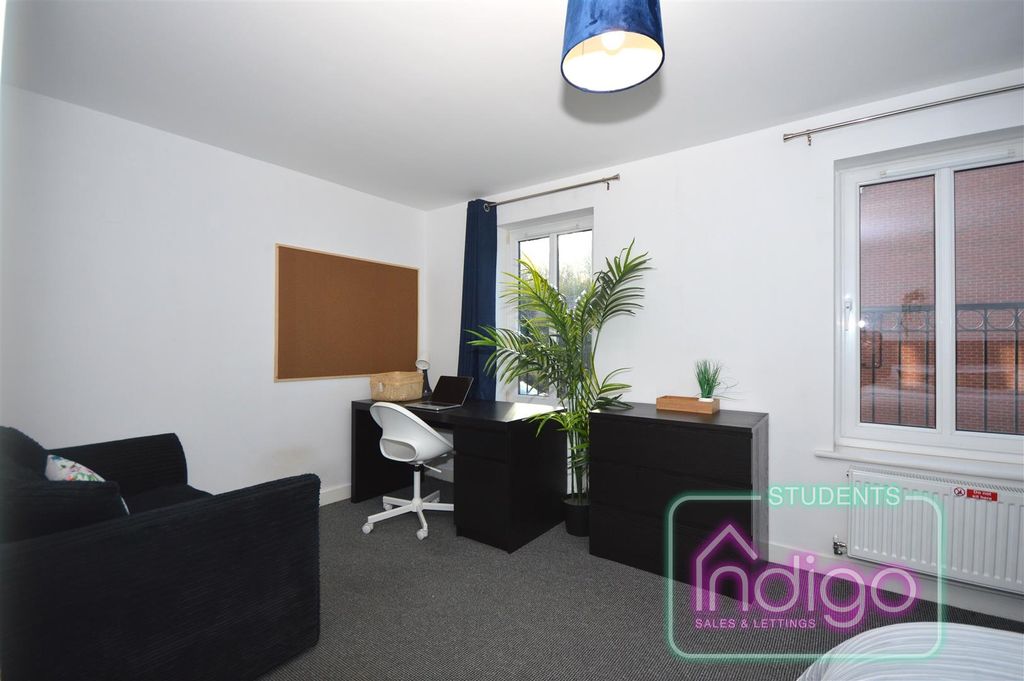 Additional image 5 of 5 bed property to rentChervil Close, Newcastle ST5