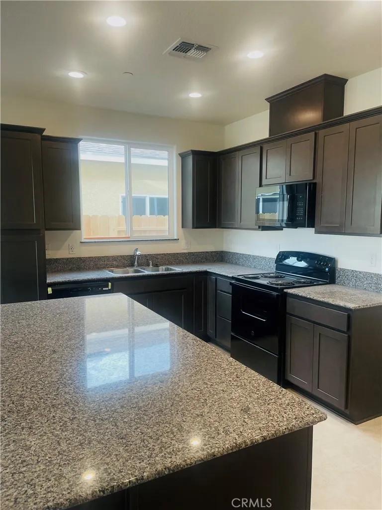 Additional image 10 of 165 Squaw Valley Dr., Merced, CA 95341