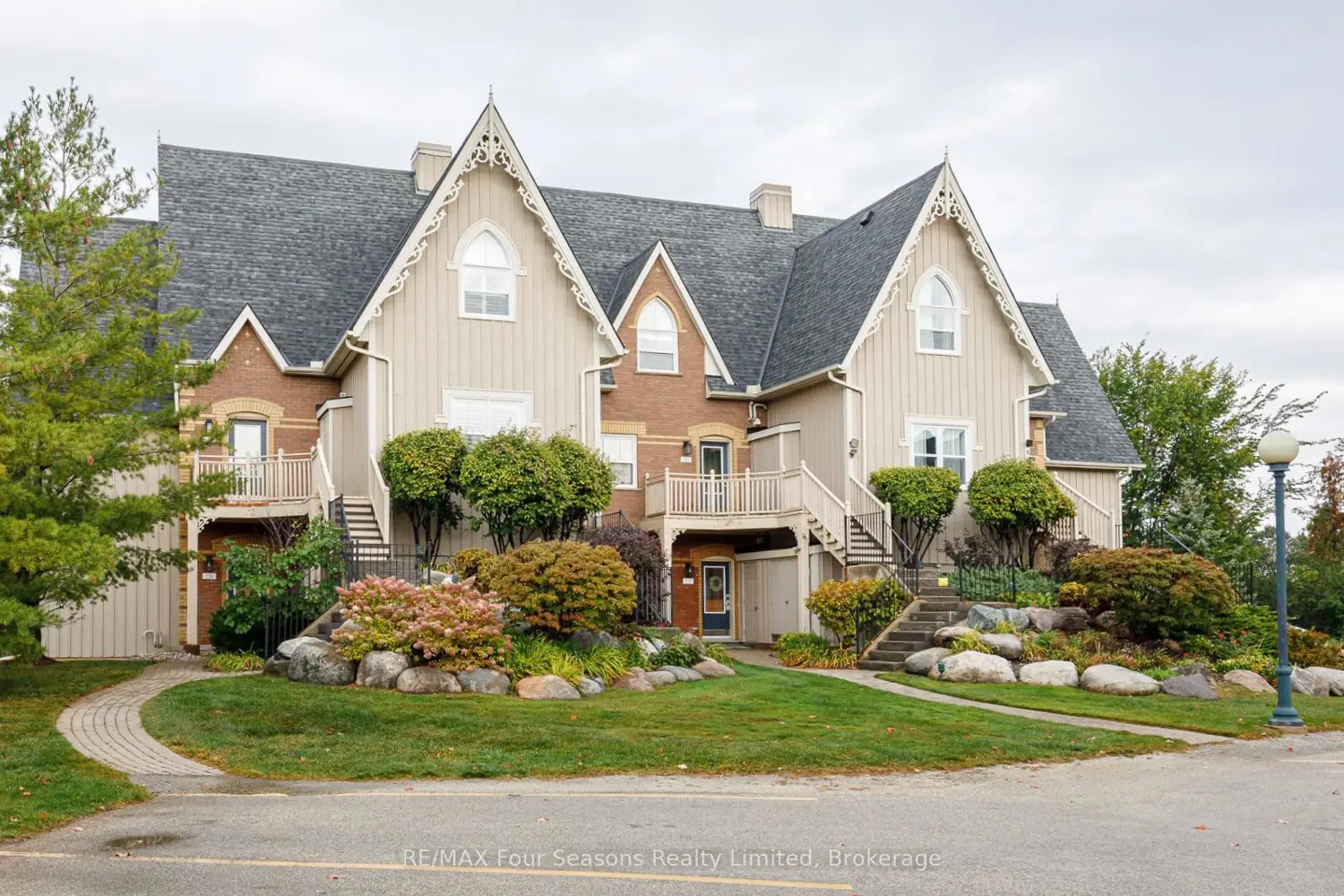 170 Snowbridge Way 225