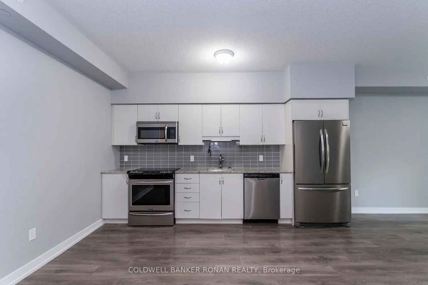 69 Boyne Street 103 photo 4