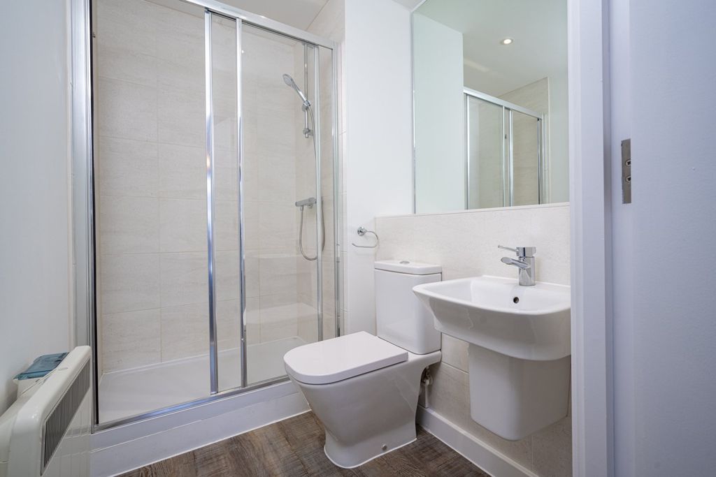 Additional image 9 of 2 bed flat to rentBernard Street, Ocean Village SO14